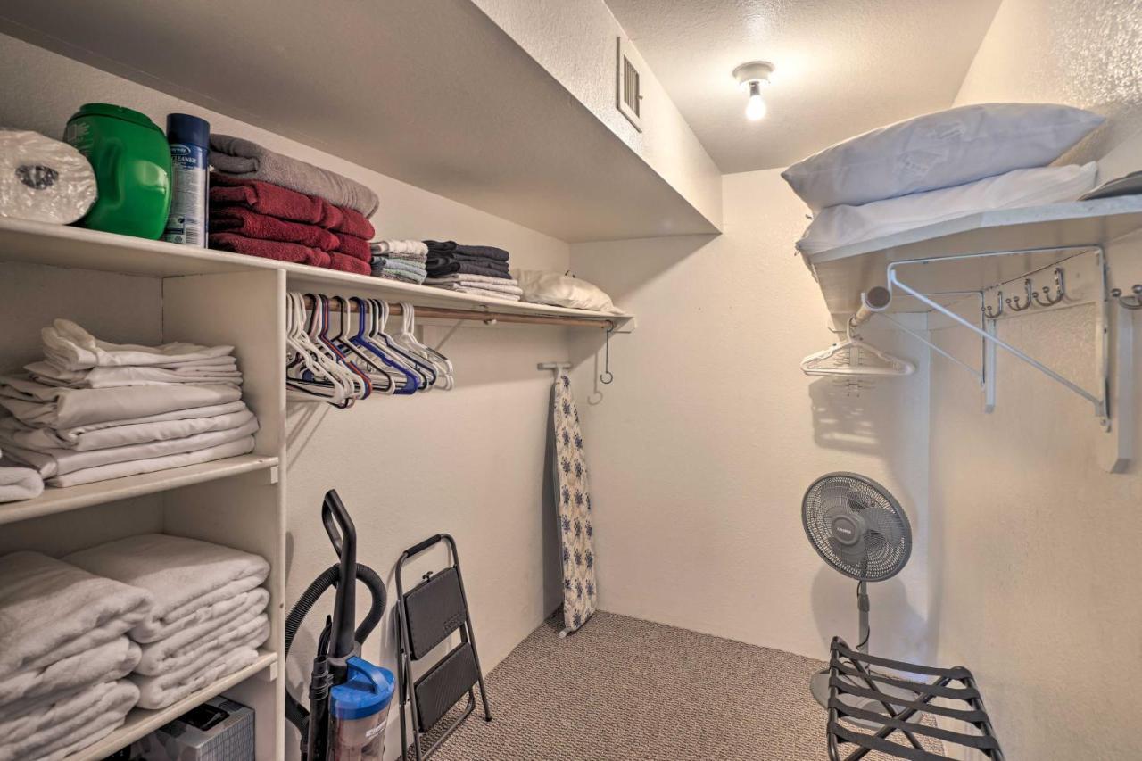 Lake Havasu Condo Walk To Lake, Dining And Shops! レイク・ハヴァス・シティ エクステリア 写真